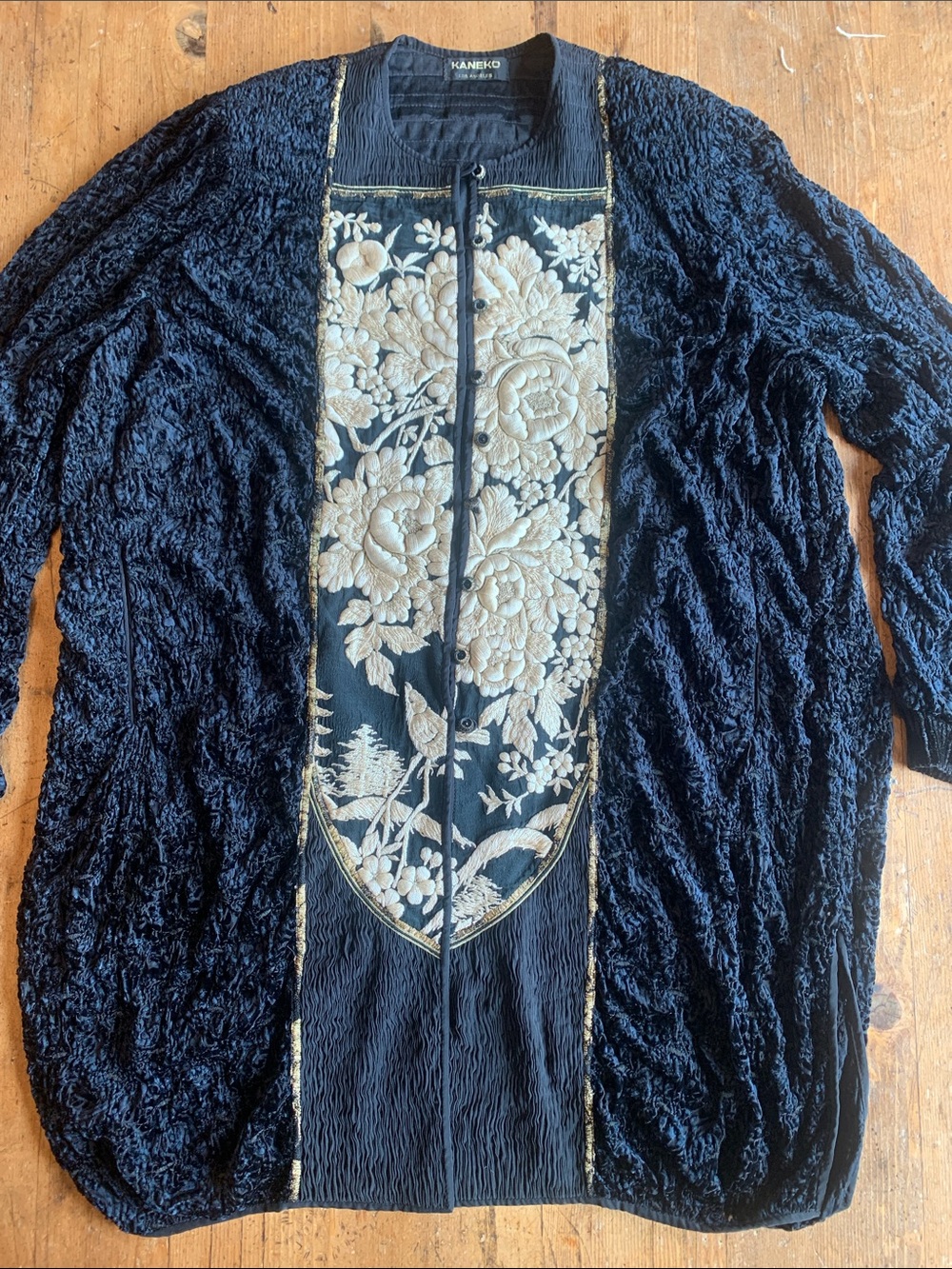 Kaneko Velvet Robe with Ivory Embroidered Front and Back